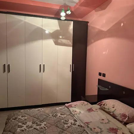 Mazrreku Lägenhet
